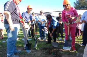 2014NMCFIGroundBreaking1